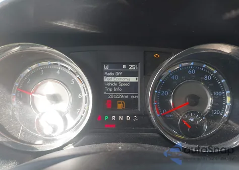 2012 Chrysler Town & Country Touring z USA, uszkodzony, nr VIN 2C4RC1BG5CR330547